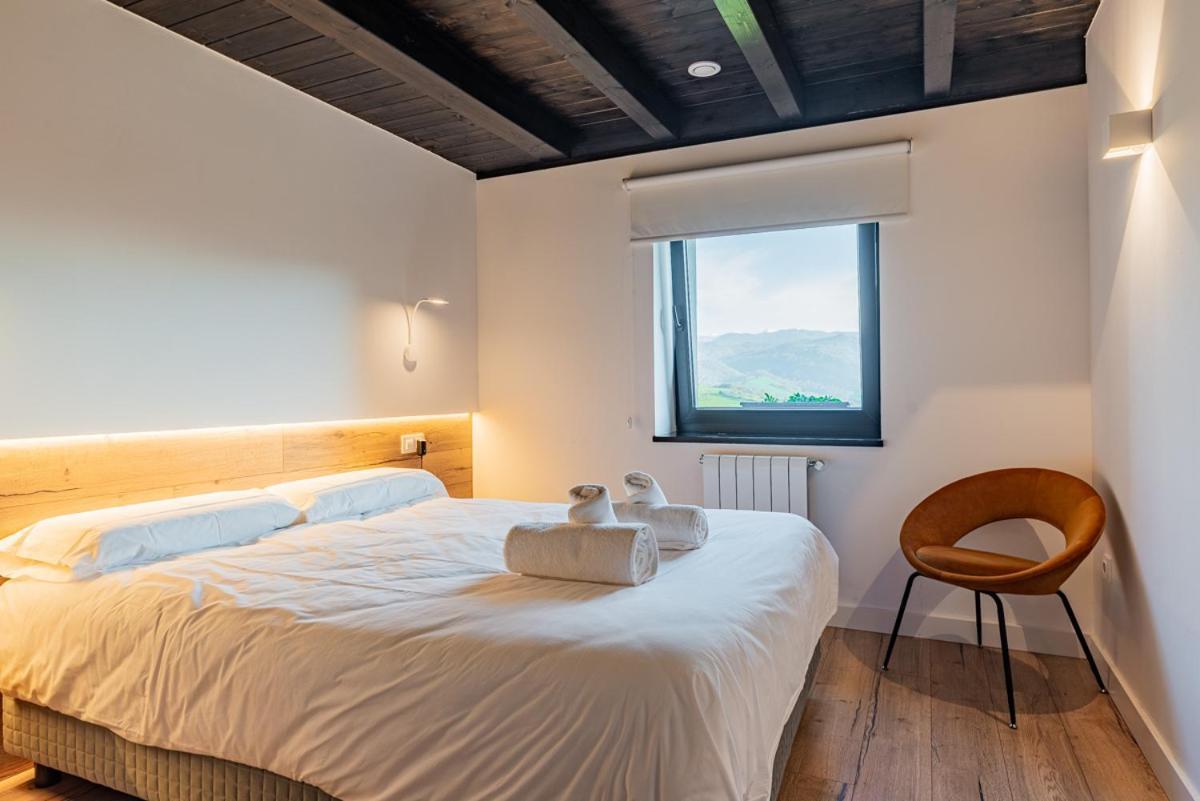 Apartamentos Picabel Onís Εξωτερικό φωτογραφία