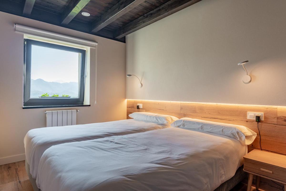Apartamentos Picabel Onís Εξωτερικό φωτογραφία