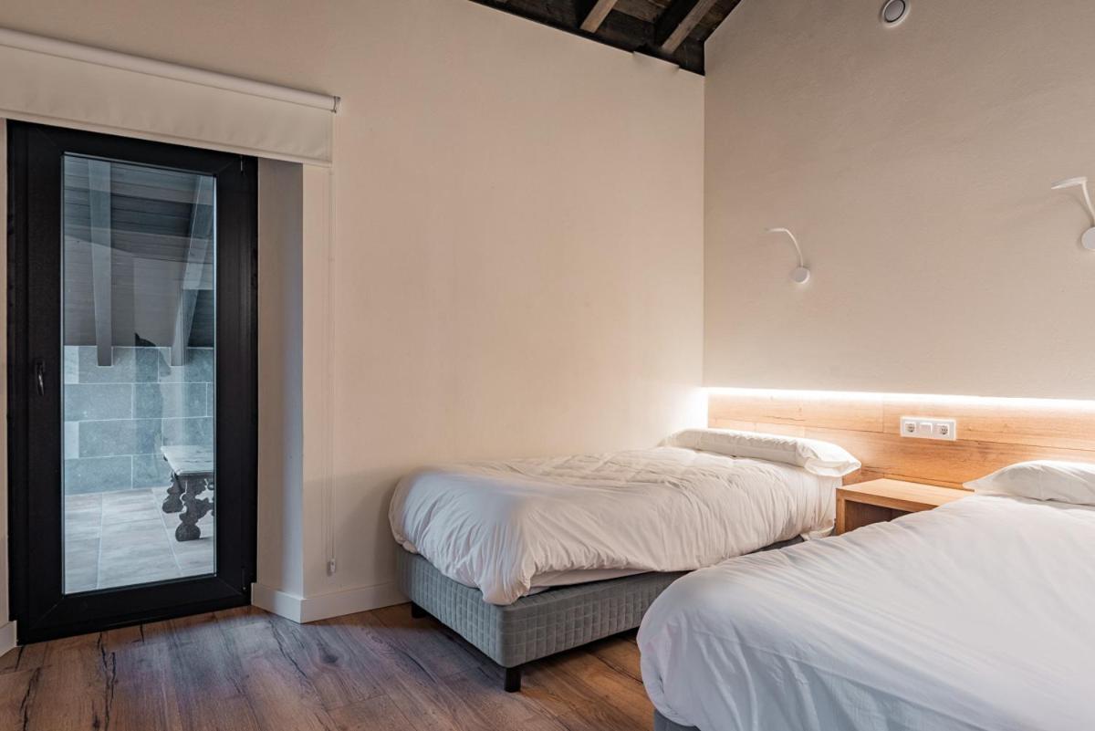 Apartamentos Picabel Onís Εξωτερικό φωτογραφία