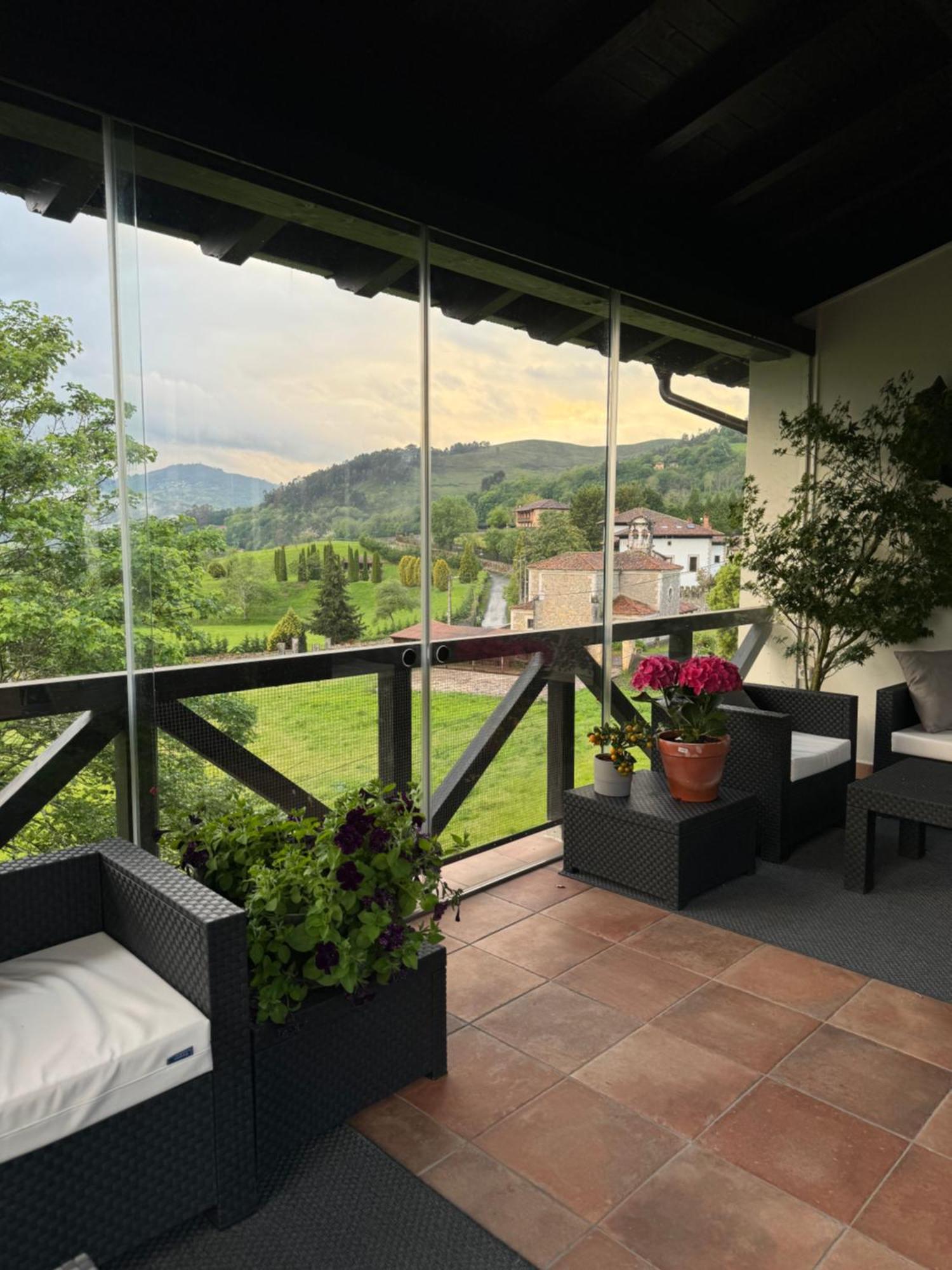 Apartamentos Picabel Onís Εξωτερικό φωτογραφία